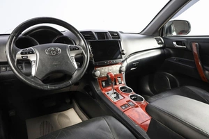 Внедорожник Toyota Highlander 2011 года, 2489000 рублей, Новосибирск