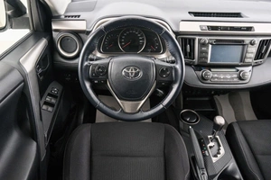 Внедорожник Toyota RAV4 2014 года, 2399000 рублей, Красноярск