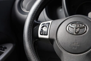 Хетчбэк Toyota Urban Cruiser 2009 года, 989000 рублей, Новосибирск