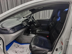 Лифтбек Honda Insight 2009 года, 815000 рублей, Красноярск