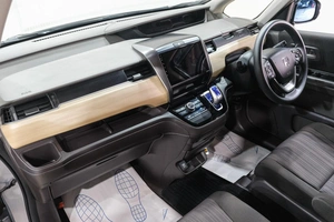 Минивэн Honda Freed 2018 года, 1599000 рублей, Новокузнецк