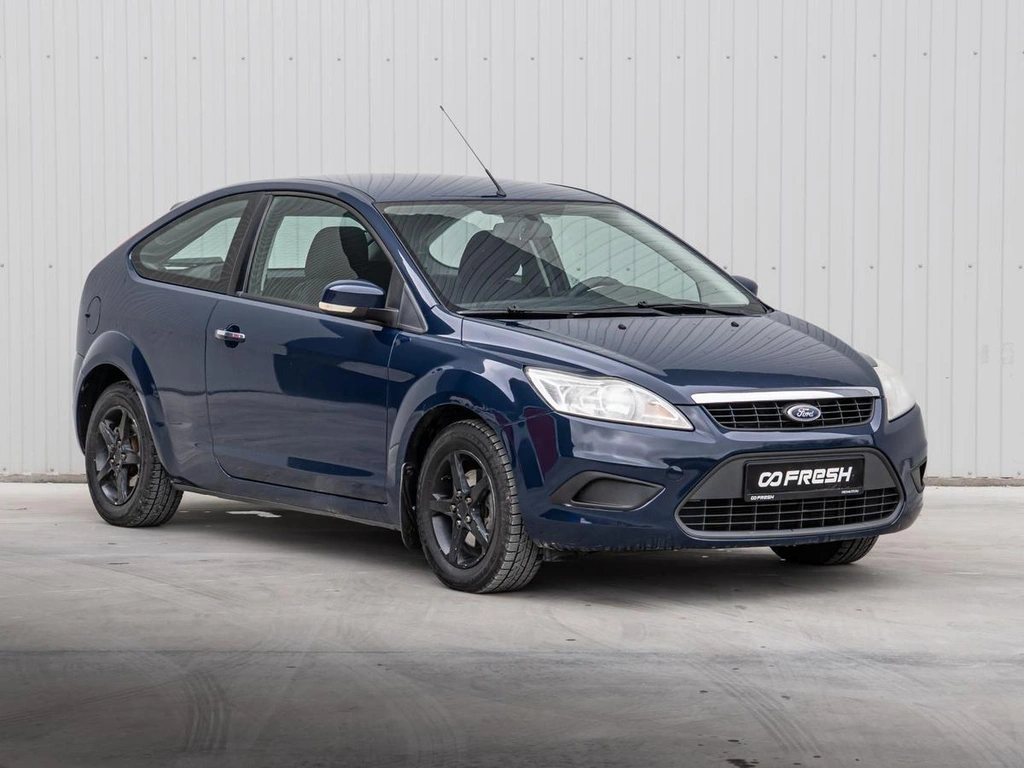 Хетчбэк Ford Focus 2010 года, 669000 рублей, Краснодар