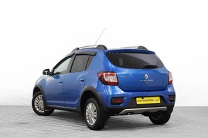 Хетчбэк Renault Sandero Stepway 2016 года, 959000 рублей, Барнаул