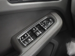 Внедорожник Porsche Macan S 2015 года, 2887900 рублей, Казань