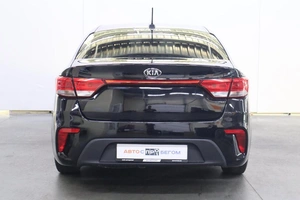 Седан Kia Rio 2019 года, 1390000 рублей, Брянск