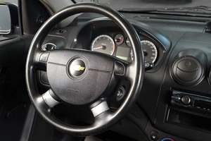 Седан Chevrolet Aveo 2010 года, 439000 рублей, Тюмень