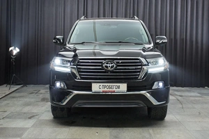 Внедорожник Toyota Land Cruiser 2012 года, 4300000 рублей, Красноярск