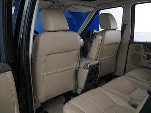 Внедорожник Land Rover Discovery 2013 года, 2153999 рублей, Москва