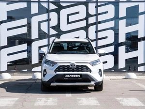 Внедорожник Toyota RAV4 2021 года, 3330000 рублей, Краснодар