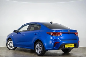 Седан Kia Rio 2019 года, 1359000 рублей, Оренбург