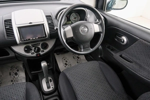 Хетчбэк Nissan Note 2012 года, 679000 рублей, Красноярск