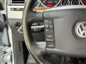 Внедорожник Volkswagen Touareg 2008 года, 1150000 рублей, Красноярск