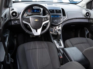 Седан Chevrolet Aveo 2012 года, 600000 рублей, Волгоград