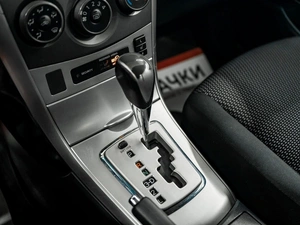 Седан Toyota Corolla 2012 года, 1219000 рублей, Красноярск
