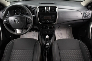 Седан Renault Logan 2014 года, 549000 рублей, Оренбург