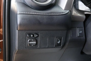 Внедорожник Toyota RAV4 2018 года, 2599000 рублей, Омск