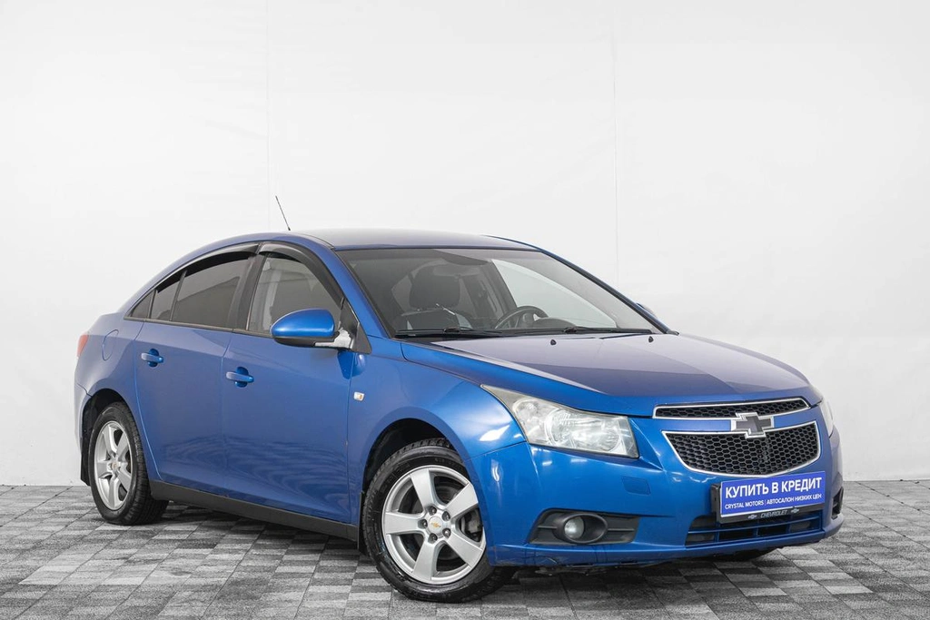 Седан Chevrolet Cruze 2011 года, 659000 рублей, Кемерово