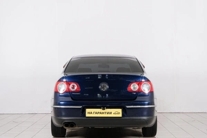 Седан Volkswagen Passat 2010 года, 849000 рублей, Красноярск
