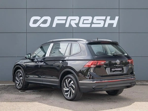 Внедорожник Volkswagen Tiguan L 2025 года, 3700000 рублей, Краснодар