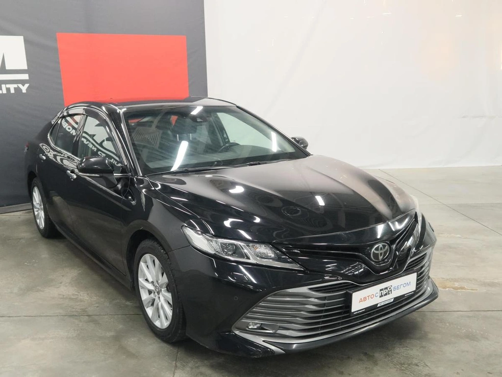 Седан Toyota Camry 2018 года, 3270000 рублей, Курск