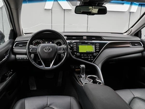 Седан Toyota Camry 2019 года, 2850000 рублей, Краснодар