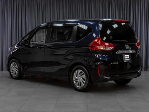 Минивэн Honda Freed 2021 года, 1729000 рублей, Тюмень