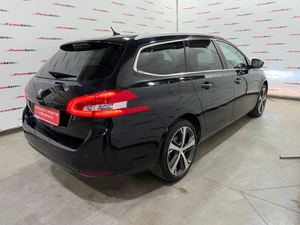 Универсал Peugeot 308 2015 года, 995000 рублей, Красноярск