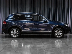 Внедорожник Volkswagen Touareg 2012 года, 1999000 рублей, Тюмень