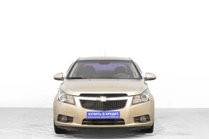 Седан Chevrolet Cruze 2010 года, 649000 рублей, Барнаул