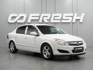 Седан Opel Astra 2010 года, 574000 рублей, Воронеж