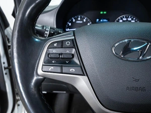 Седан Hyundai Solaris 2019 года, 1514000 рублей, Ставрополь