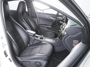 Хетчбэк Mercedes-benz A-класс 2015 года, 1350000 рублей, Ростов-на-Дону