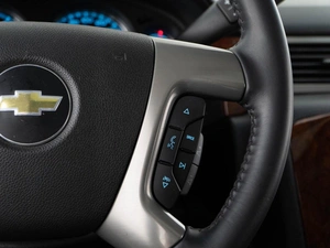 Внедорожник Chevrolet Tahoe 2013 года, 1974400 рублей, Москва