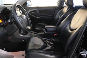 Внедорожник Toyota RAV4 2011 года, 1689000 рублей, Омск