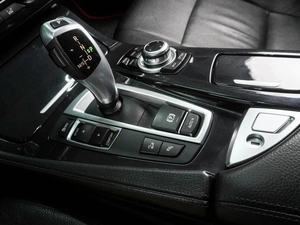 Седан BMW 5 серия 2013 года, 1999000 рублей, Воронеж