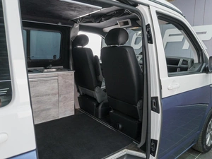 Минивэн Volkswagen Transporter 2017 года, 5670000 рублей, Сургут
