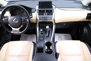 Внедорожник Lexus NX 2015 года, 2999000 рублей, Новосибирск