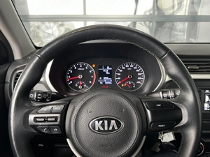 Седан Kia Rio 2021 года, 1450000 рублей, Уфа
