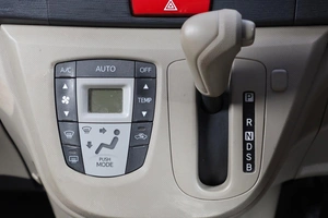 Хетчбэк Daihatsu Move 2012 года, 599000 рублей, Новосибирск