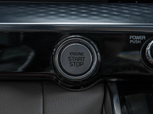 Минивэн Kia Carnival 2021 года, 3833000 рублей, Ставрополь