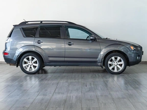 Внедорожник Mitsubishi Outlander 2011 года, 1199000 рублей, Саратов