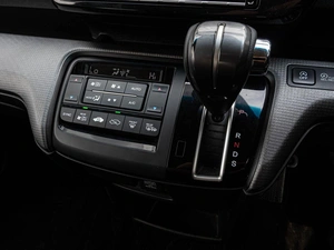 Минивэн Honda Stepwgn 2018 года, 2130000 рублей, Краснодар