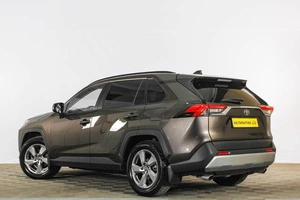 Внедорожник Toyota RAV4 2022 года, 2949000 рублей, Тюмень