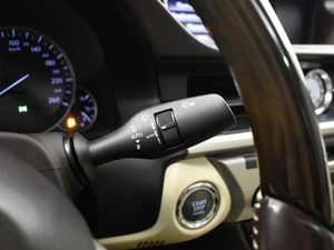 Седан Lexus ES 2016 года, 2198100 рублей, Казань