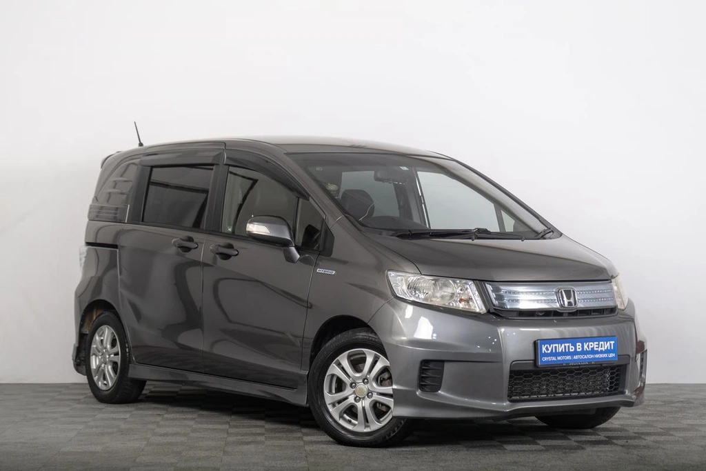 Минивэн Honda Freed 2012 года, 959000 рублей, Томск