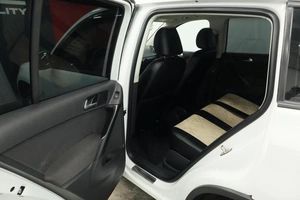 Внедорожник Volkswagen Tiguan 2014 года, 1400000 рублей, Курск