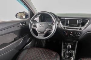 Седан Hyundai Solaris 2018 года, 1329000 рублей, Пермь