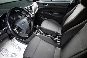 Седан Hyundai Solaris 2019 года, 1399000 рублей, Сургут