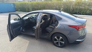 Седан Hyundai Solaris 2021 года, 1740000 рублей, Красноярск