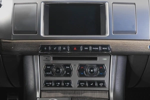 Седан Jaguar XF 2014 года, 1719000 рублей, Кемерово